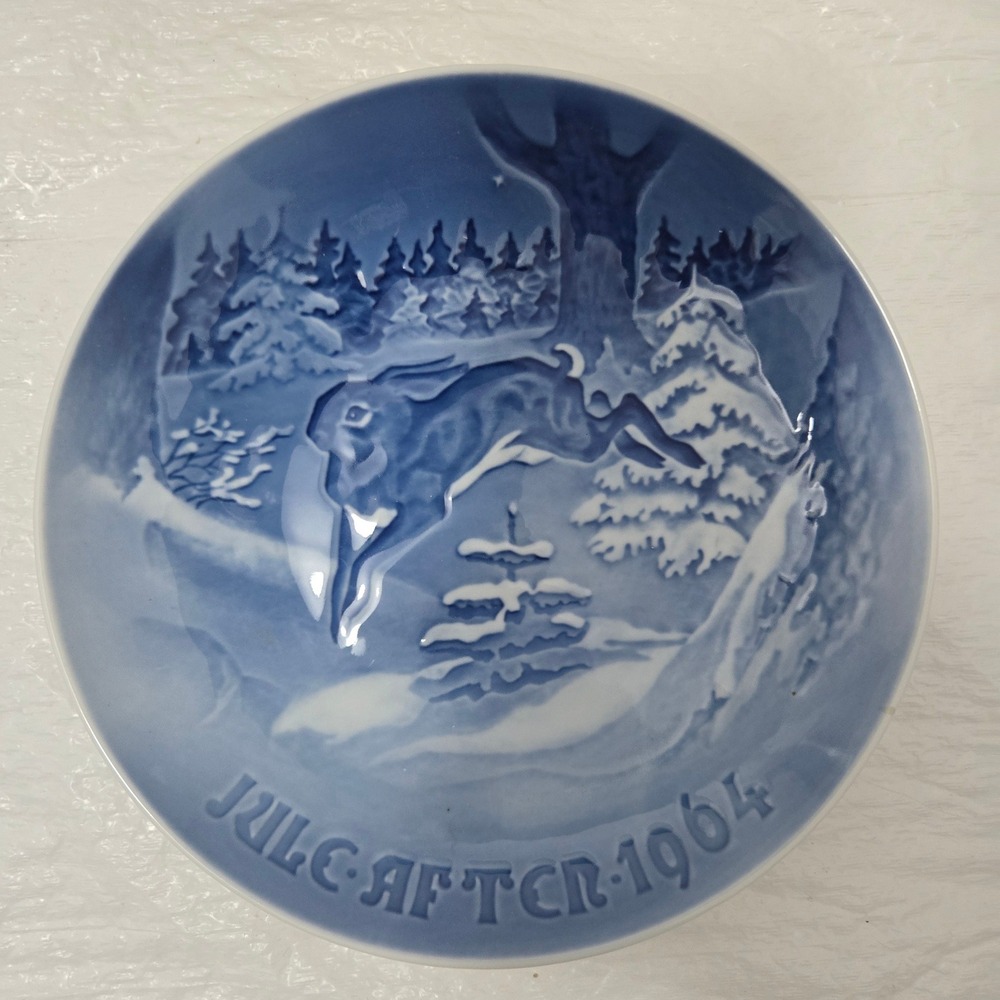 Bing & Grondahl 1964 Christmas Plate Grantræet H.C. Andersen Danish Porcelain